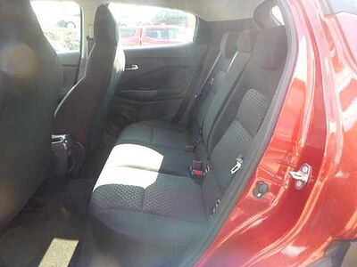 Nissan Juke Acenta 1.0 DIG-T 114